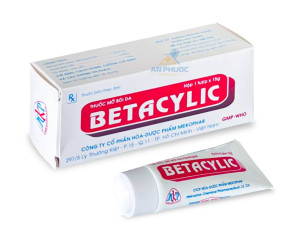 Thuốc bôi da Betacylic® - Hộp 1 tuýp x 15 gam